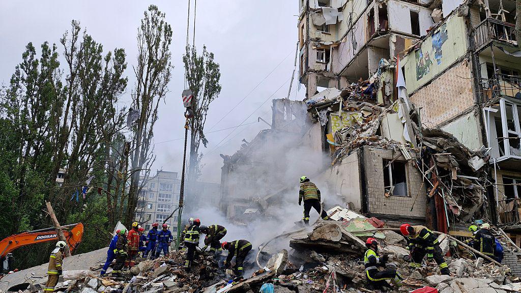 28 Killed, 159 Injured in Massive Russian Airstrikes on Kyiv